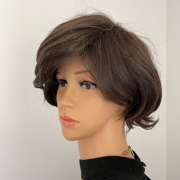 NWT 9” dark brown wig natural puff volume top layer messy crown side chocolate - Picture 6 of 14